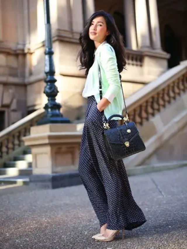 capa-com-bolsa-bege-e-preta-e-sapatilhas-pretas-de-couro-envernizado 4