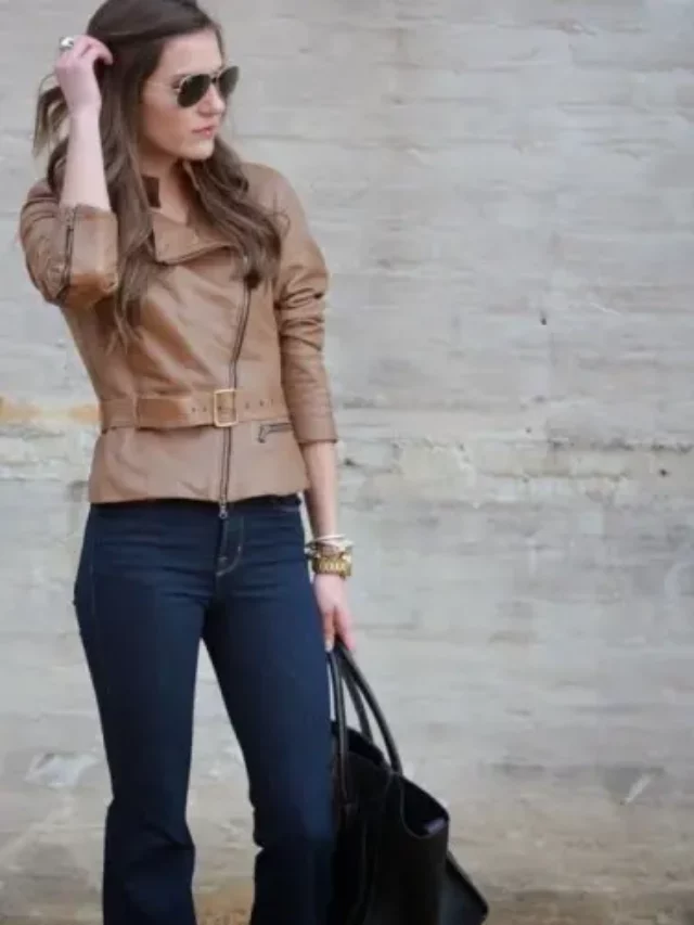 capa-com-camisa-listrada-preta-e-branca-clutch-preta-de-couro-e-salto-alto-preto 4