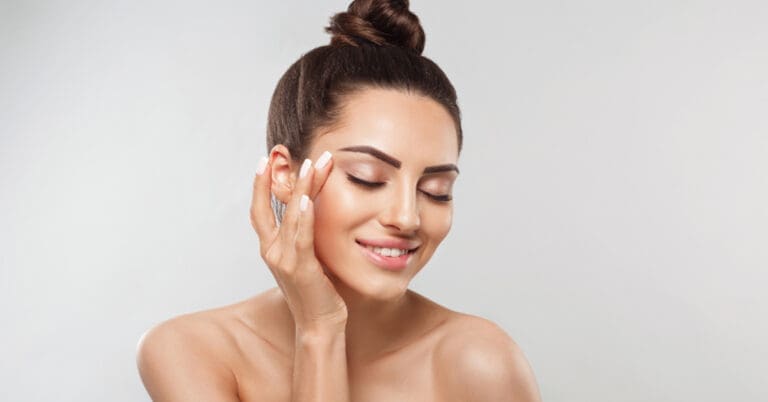 Como cuidar da pele no frio? 6 dicas que vão te salvar 8 Como cuidar da pele no frio