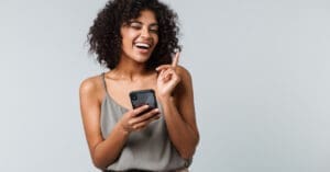 Conheça os apps de beleza que vão te deixar mais bonita e bem cuidada