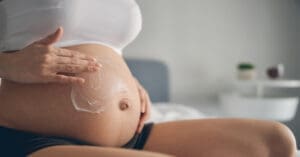 Essa é a maneira certa de cuidar da pele depois do parto