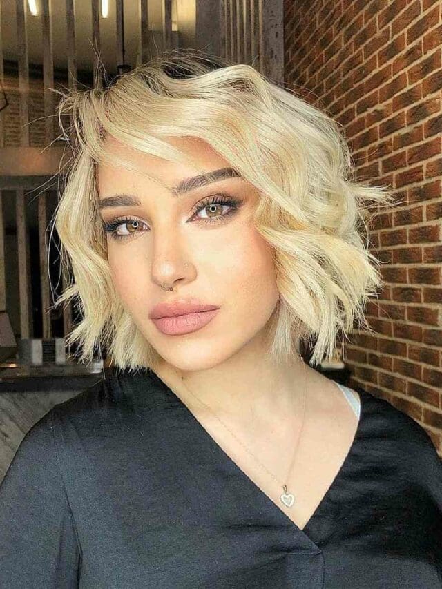 9 cortes de cabelo ondulado na altura do queixo