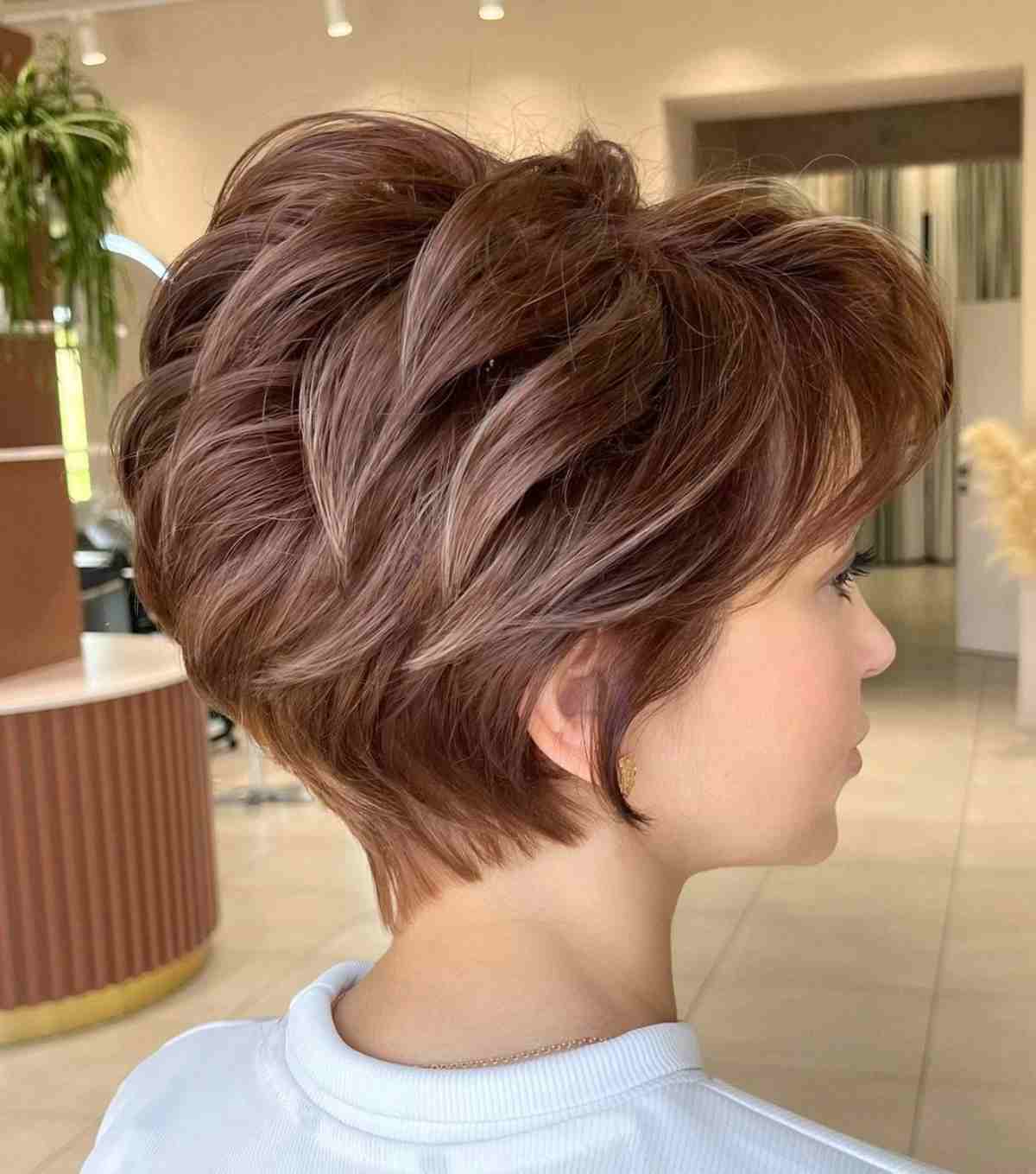 Como lavar cabelo curto: veja a frequência e cuidados essenciais 1 Como lavar cabelo curto: veja a frequência e cuidados essenciais