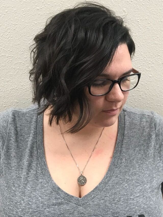 9 cortes Long Bob para valorizar rostos redondos