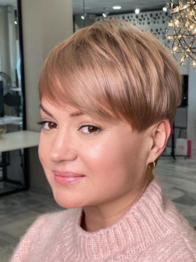 9 cortes com franja para suavizar rostos angulados