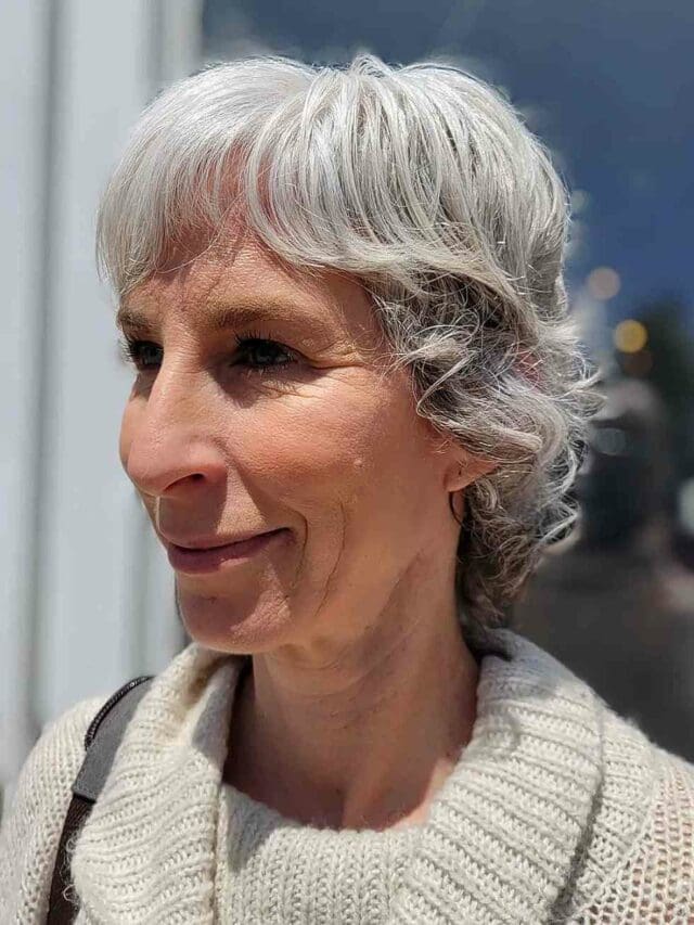 9 ideias de cabelos curtos com muita textura