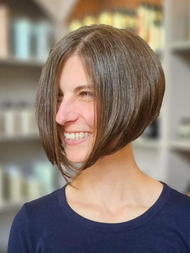 Cortes angulados criam linhas definidas e uma estética moderna